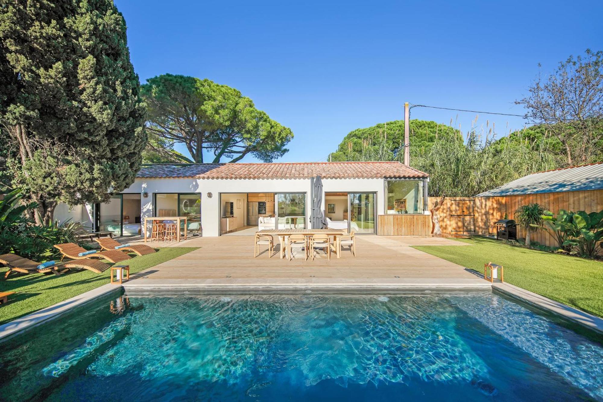 Villa 3min De La - 14p - Calme - Moderne - Jacuzzi - Bbq Hyères